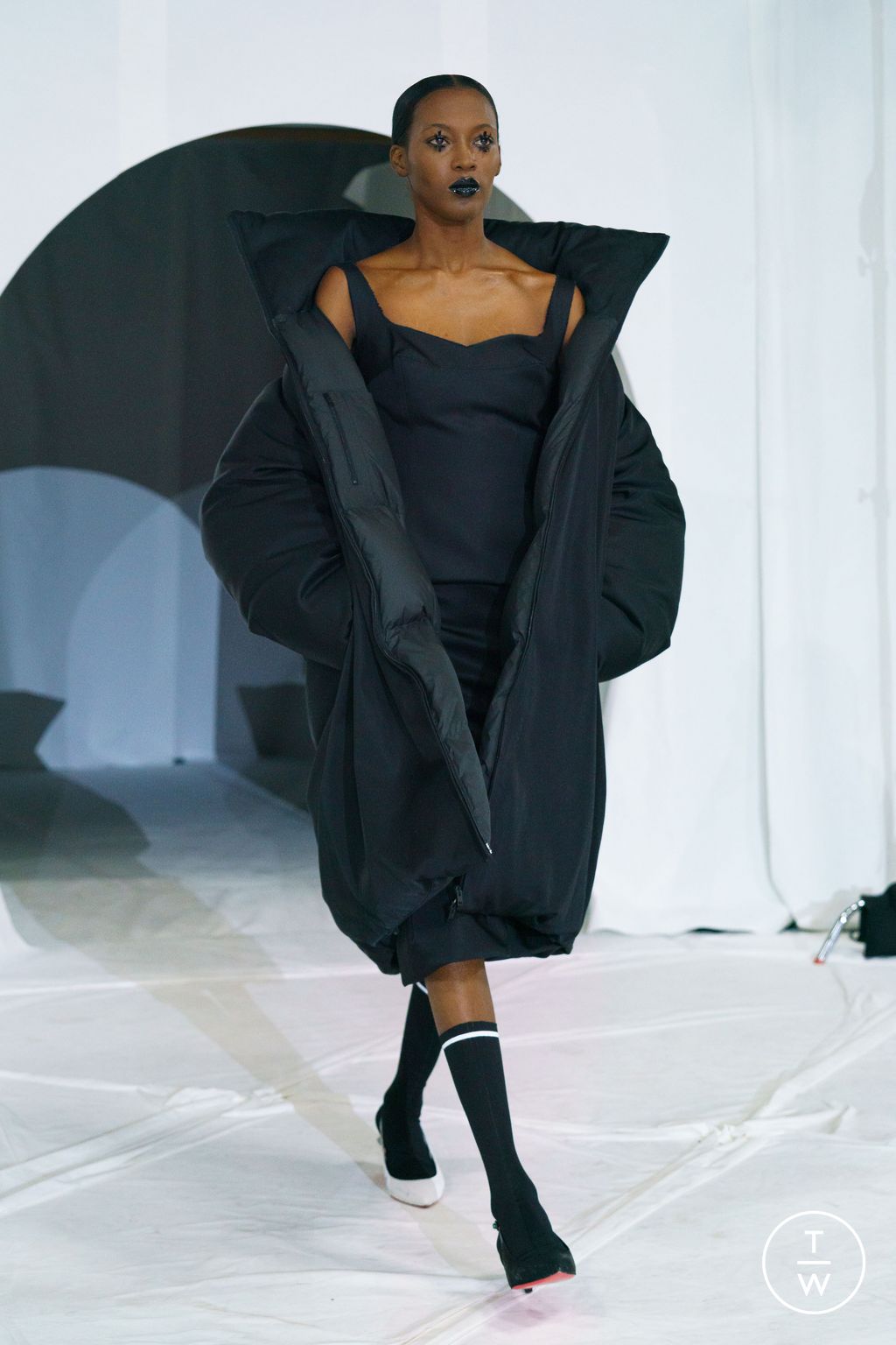 Fashion Week Milan Fall/Winter 2023 look 60 from the Marni collection womenswear