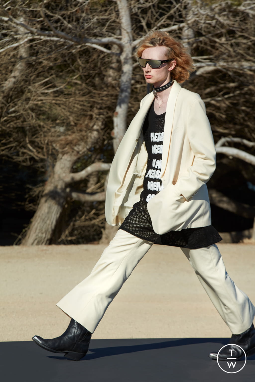 Fashion Week Paris Spring/Summer 2022 look 60 from the Celine collection 男装