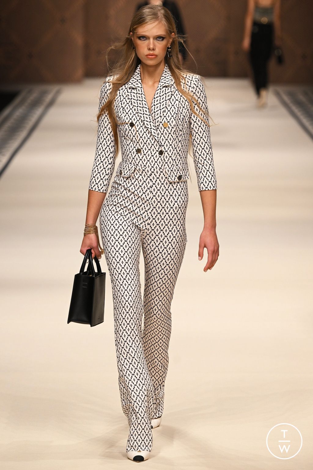 Fashion Week Milan Spring/Summer 2023 look 11 from the Elisabetta Franchi collection womenswear