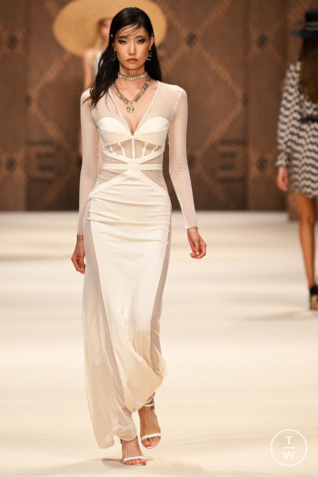 Fashion Week Milan Spring/Summer 2023 look 15 from the Elisabetta Franchi collection womenswear