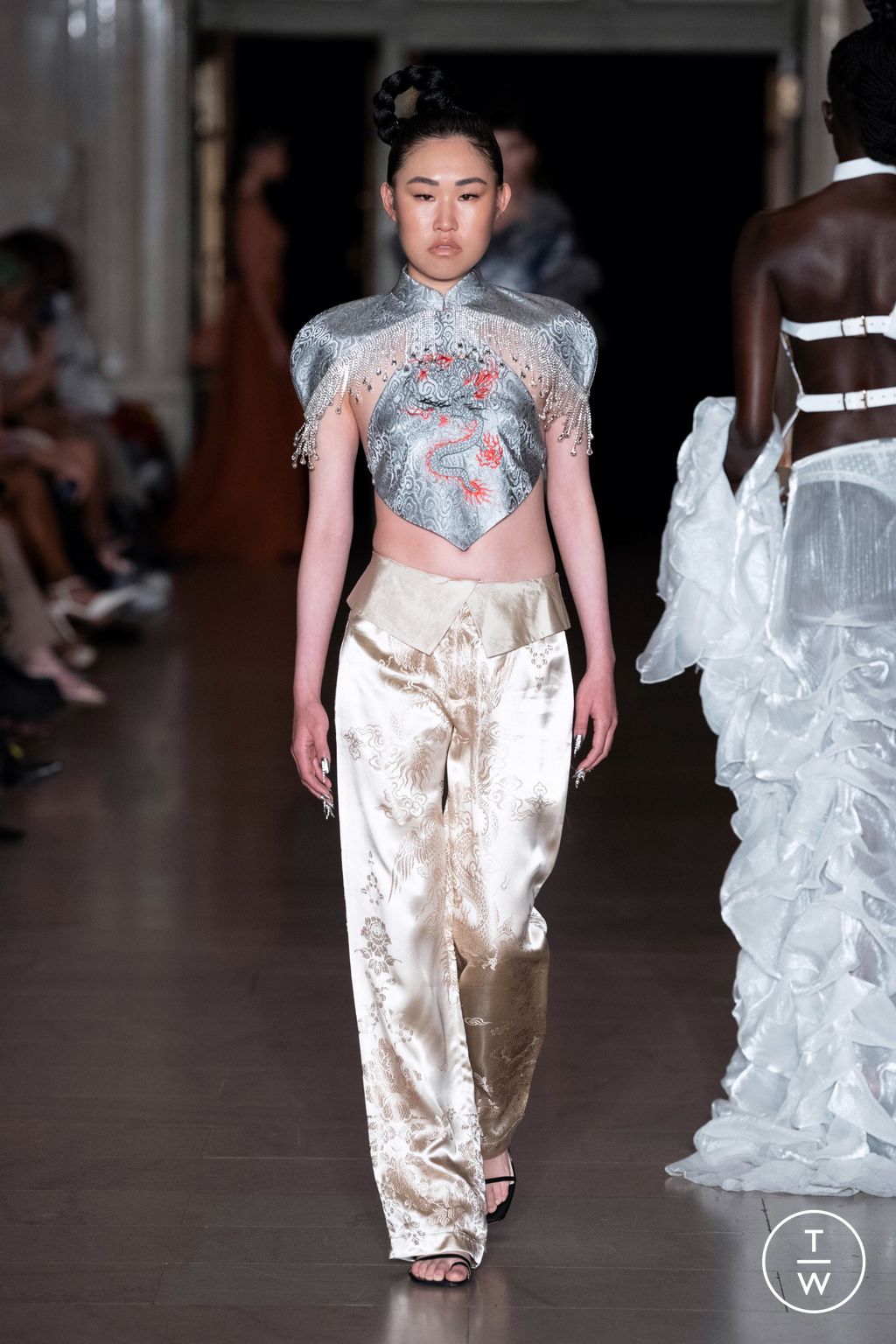 Fashion Week New York Spring/Summer 2023 look 13 from the Kim Shui collection 女装