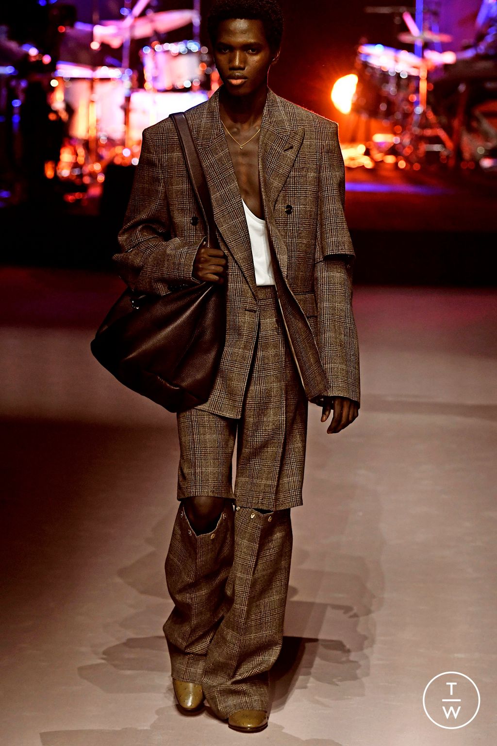 Fashion Week Milan Fall/Winter 2023 look 5 from the Gucci collection 男装
