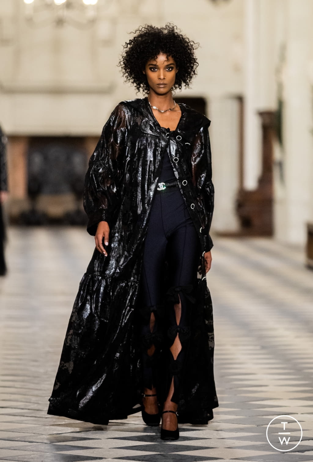 Fashion Week Paris Pre-Fall 2021 look 61 from the Chanel collection 女装