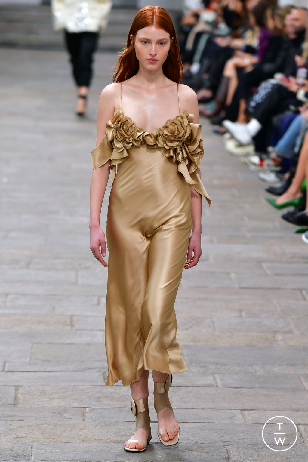 Fashion Week Milan Spring/Summer 2023 look 39 from the Ermanno Scervino collection womenswear