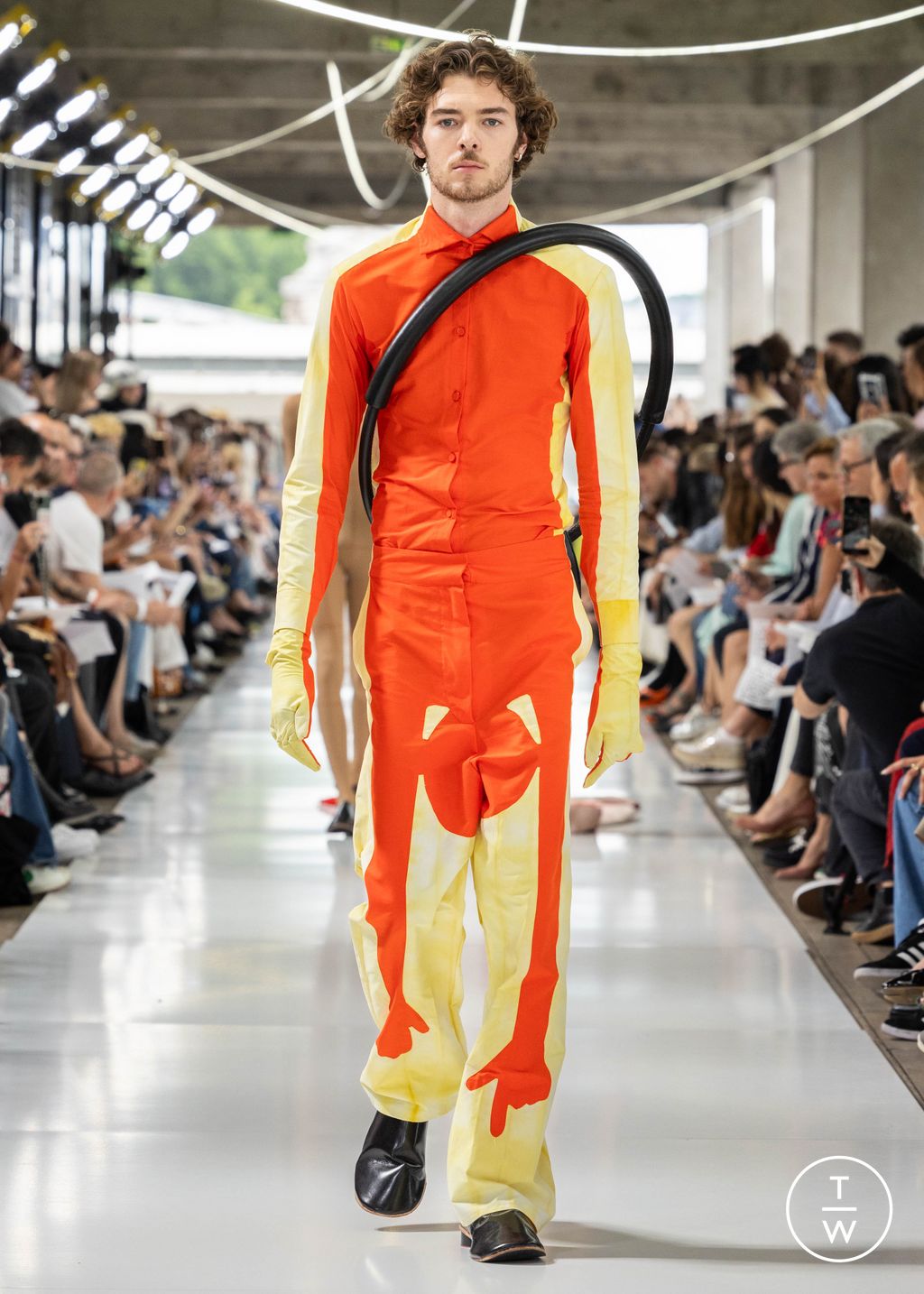 Fashion Week Paris Spring/Summer 2024 look 61 from the IFM PARIS collection menswear