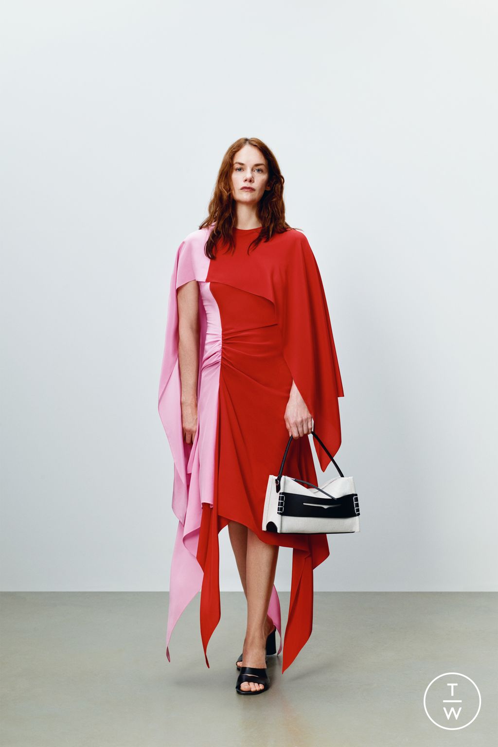 Fashion Week Paris Fall/Winter 2026 look 62 from the JW Anderson collection womenswear