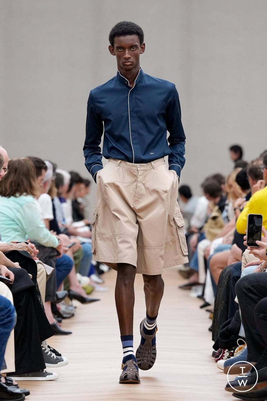 Fashion Week Paris Spring/Summer 2026 look 62 from the Dior Homme collection menswear