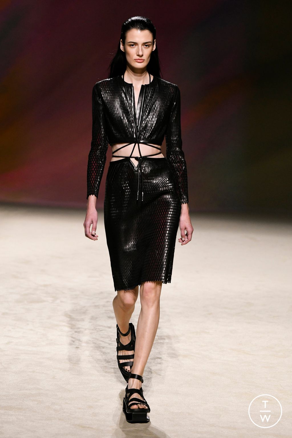 Fashion Week Paris Spring/Summer 2023 look 57 from the Hermès collection 女装