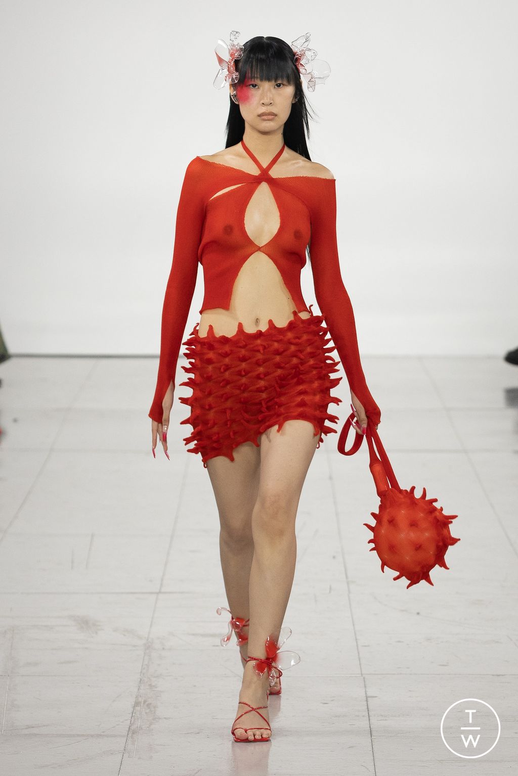 Fashion Week London Spring/Summer 2023 look 7 from the Chet Lo collection womenswear