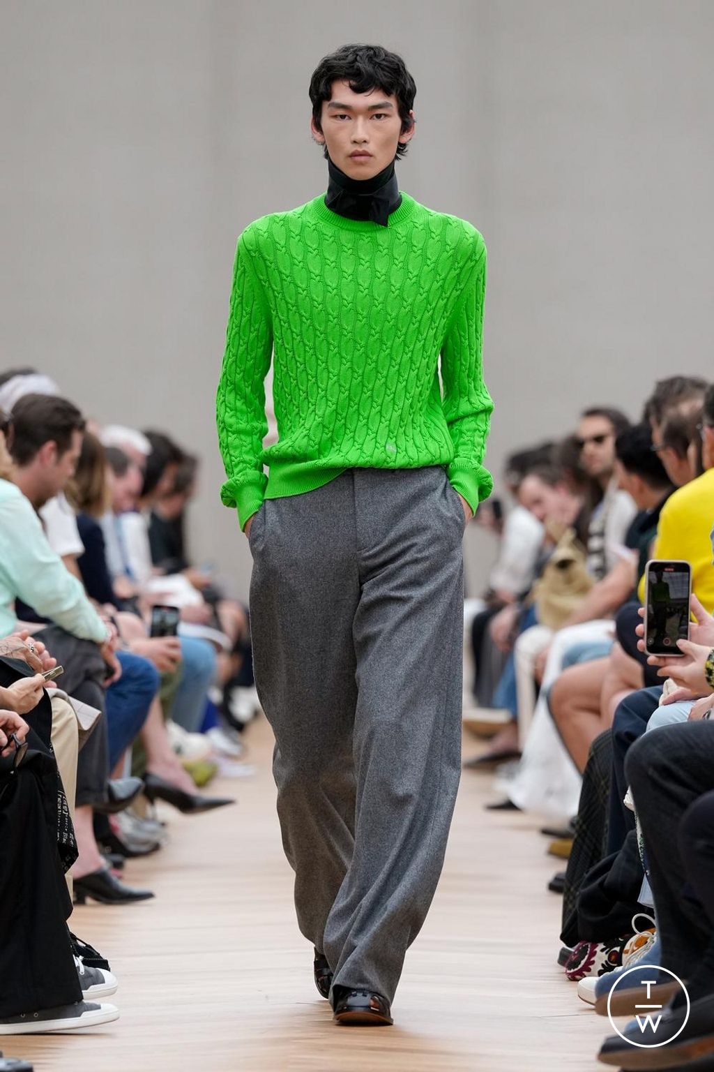 Fashion Week Paris Spring/Summer 2026 look 63 from the Dior Homme collection menswear