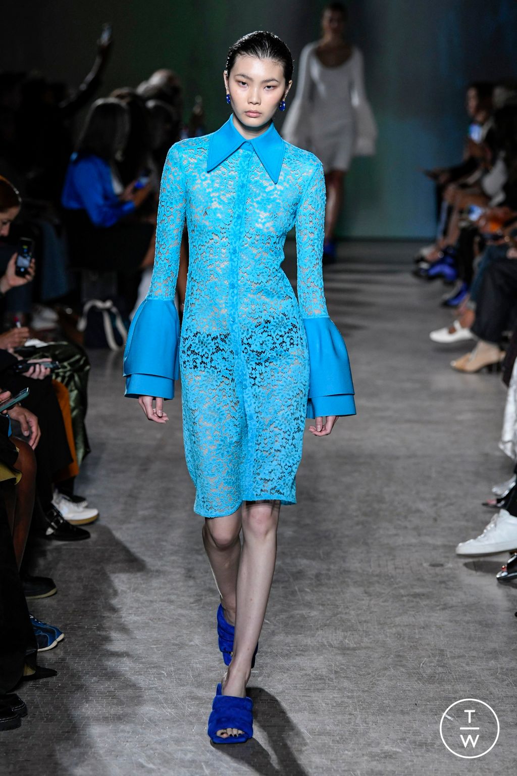 Fashion Week New York Spring/Summer 2023 look 22 from the Proenza Schouler collection womenswear