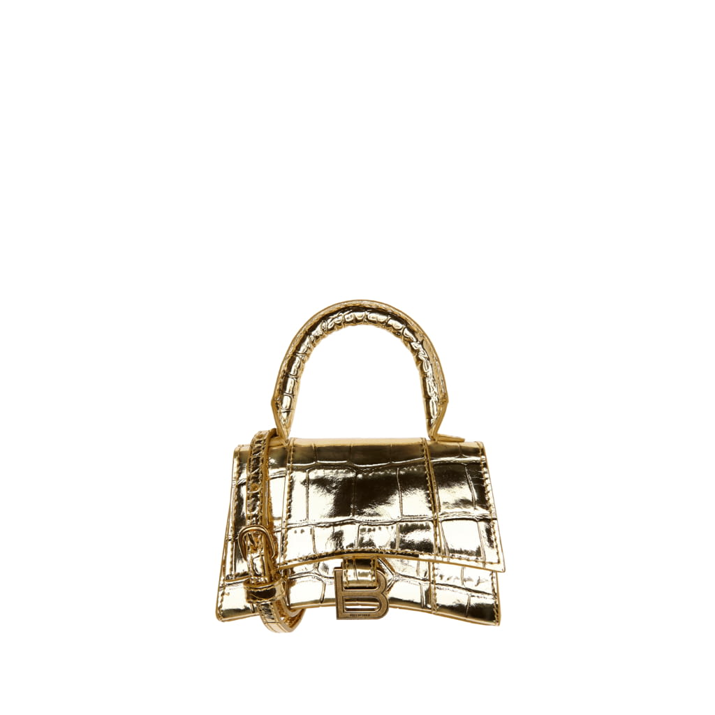 Fashion Week Paris Spring/Summer 2021 look 9 from the Balenciaga collection womenswear accessories