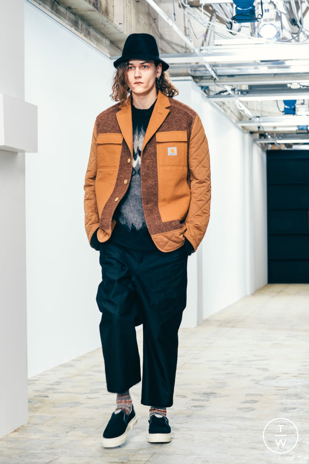 Fashion Week Paris Fall/Winter 2021 look 9 from the Junya Watanabe Man collection menswear