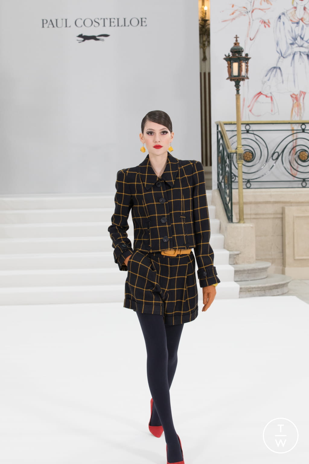 Fashion Week London Fall/Winter 2021 look 7 from the Paul Costelloe collection womenswear