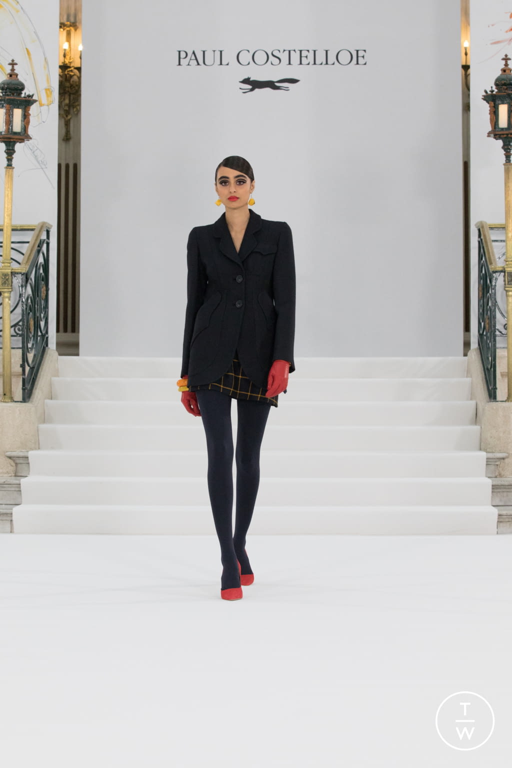 Fashion Week London Fall/Winter 2021 look 9 from the Paul Costelloe collection womenswear