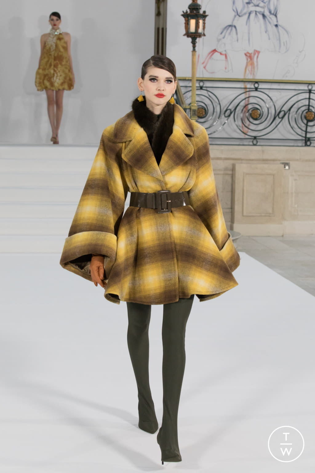 Fashion Week London Fall/Winter 2021 look 14 from the Paul Costelloe collection womenswear