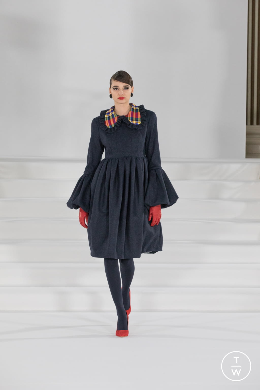 Fashion Week London Fall/Winter 2021 look 29 from the Paul Costelloe collection womenswear