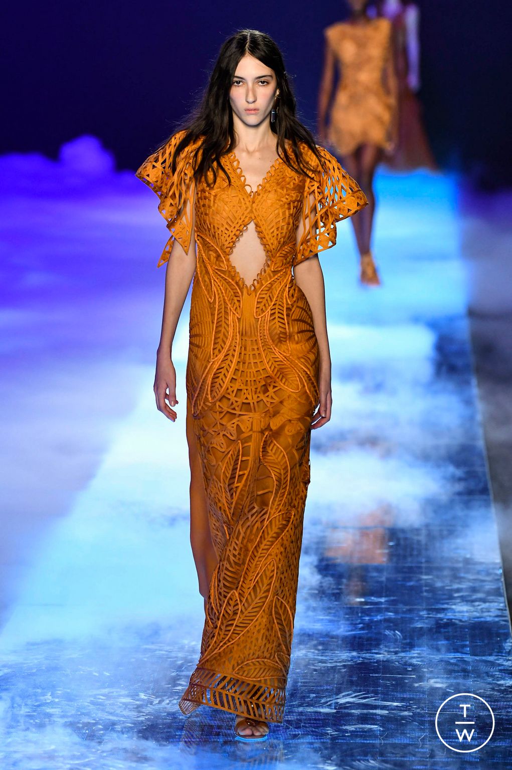 Fashion Week Milan Spring/Summer 2023 look 46 from the Alberta Ferretti collection 女装