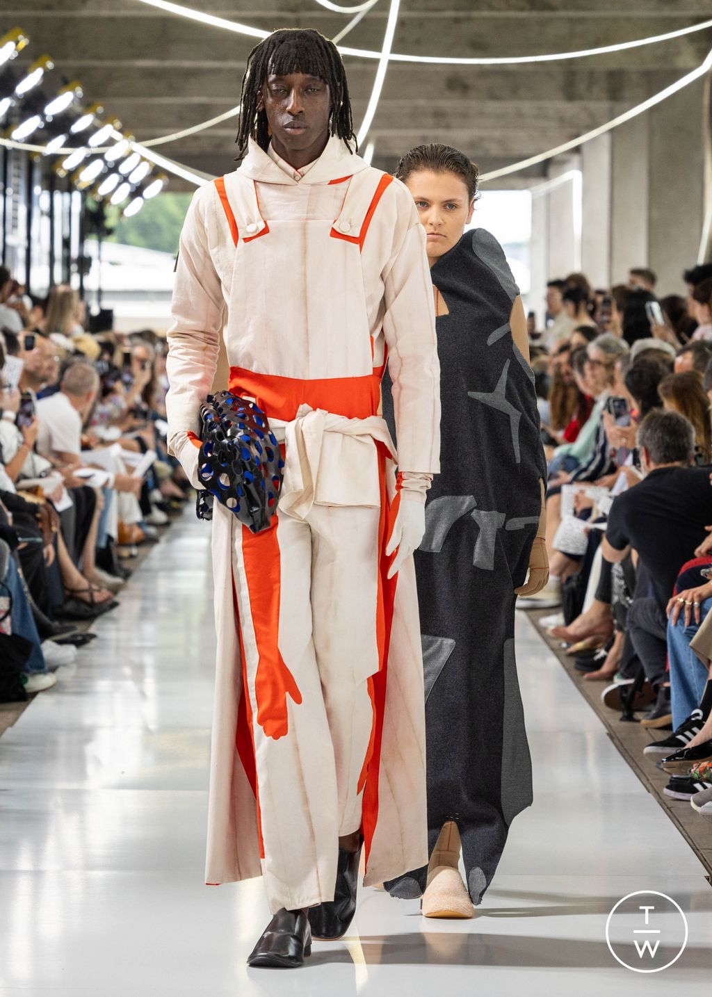 Fashion Week Paris Spring/Summer 2024 look 63 de la collection IFM PARIS menswear