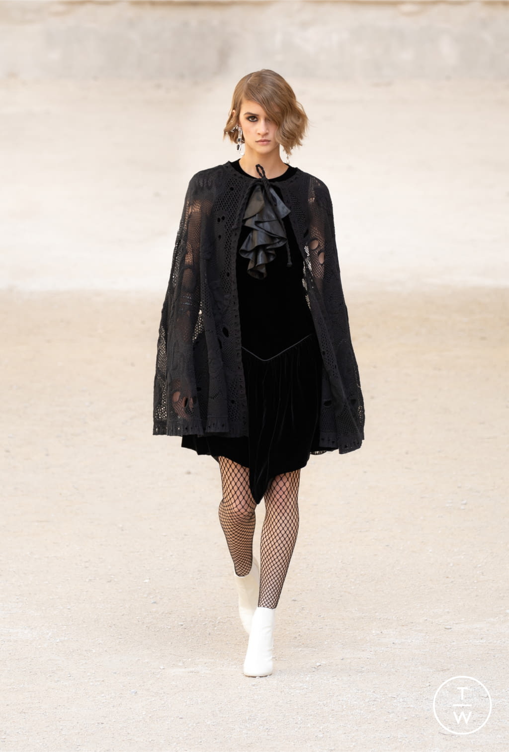 Fashion Week Paris Resort 2022 look 64 de la collection Chanel womenswear