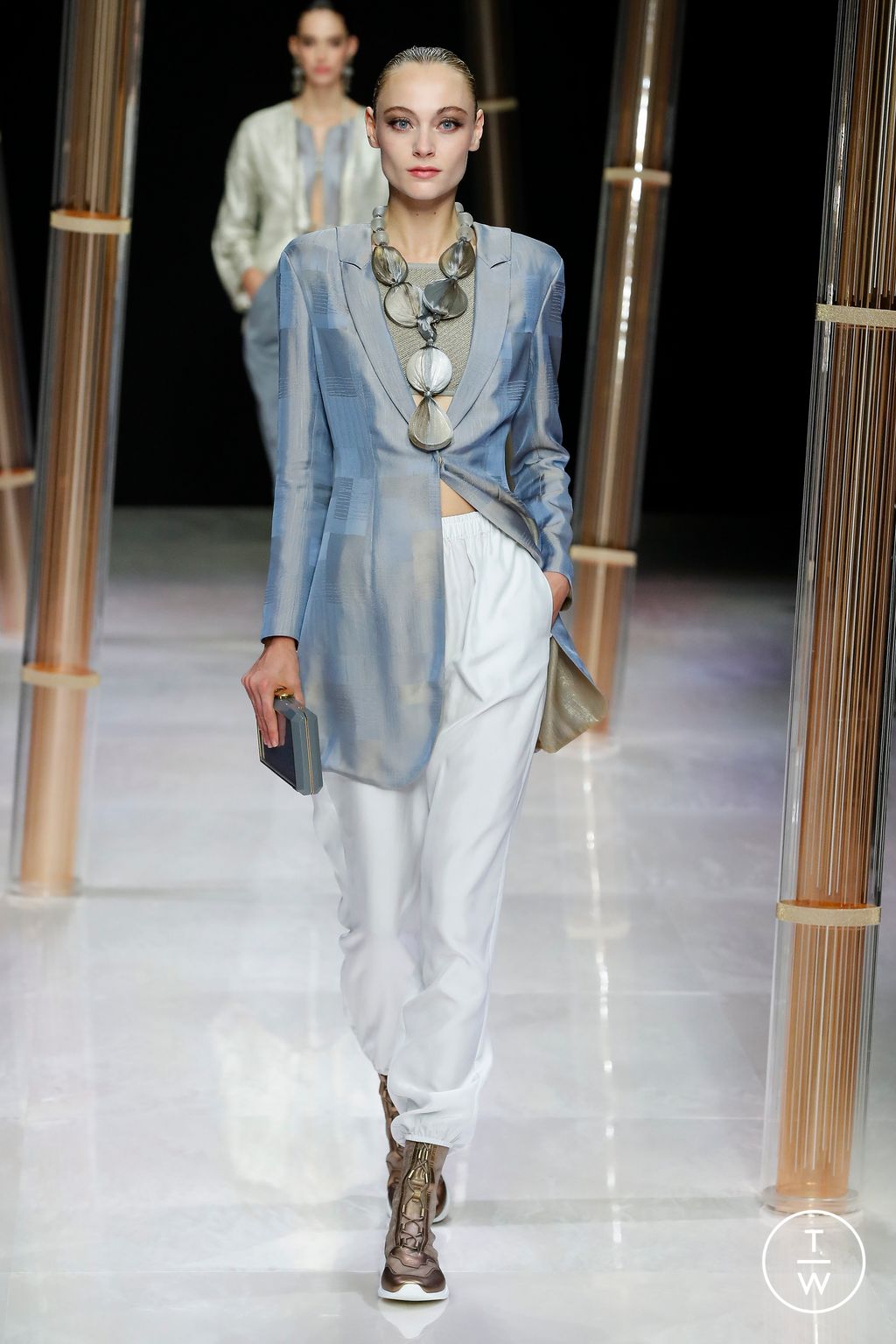 Fashion Week Milan Spring/Summer 2023 look 5 from the Giorgio Armani collection 女装