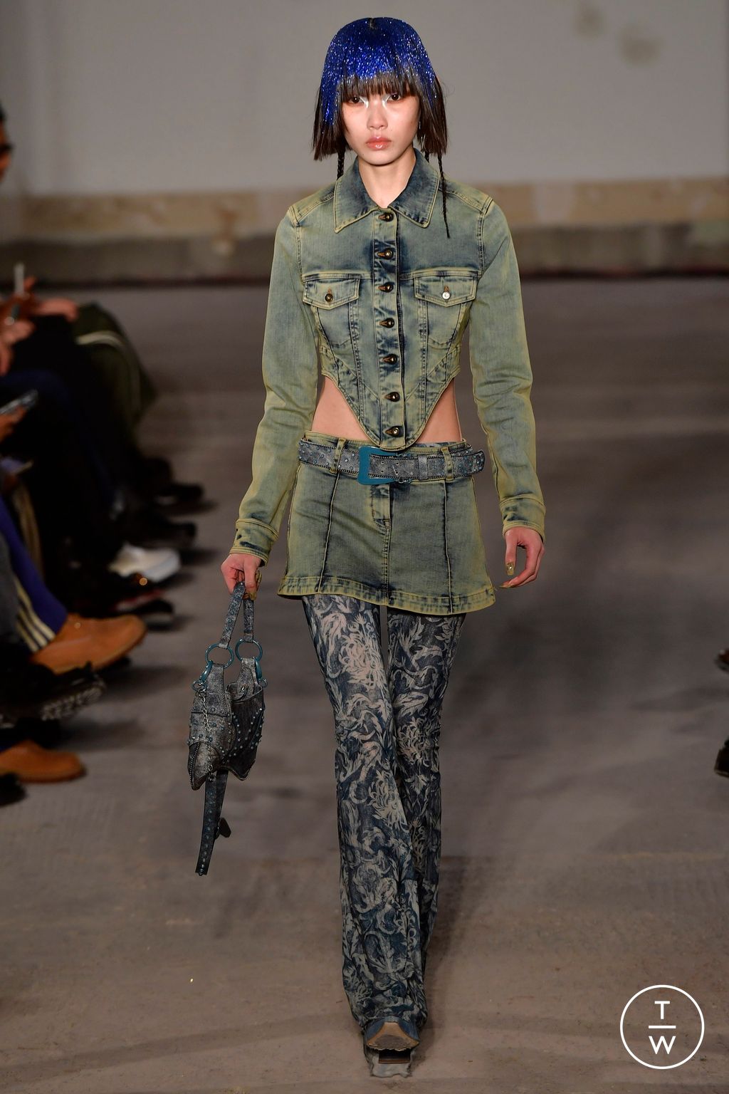 Fashion Week London Spring/Summer 2023 look 11 from the KNWLS collection 女装