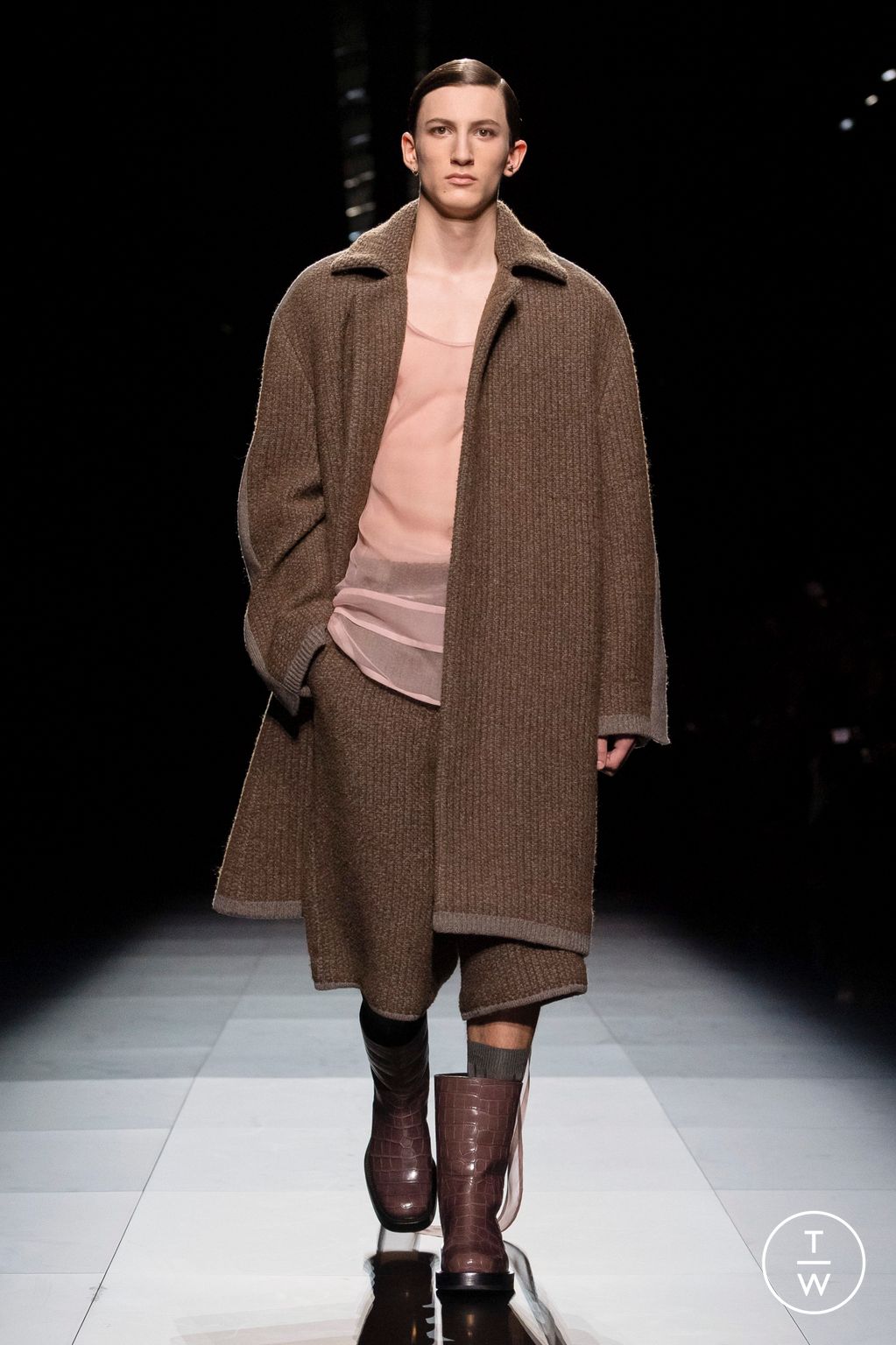 Fashion Week Paris Fall/Winter 2023 look 59 de la collection Dior Men menswear