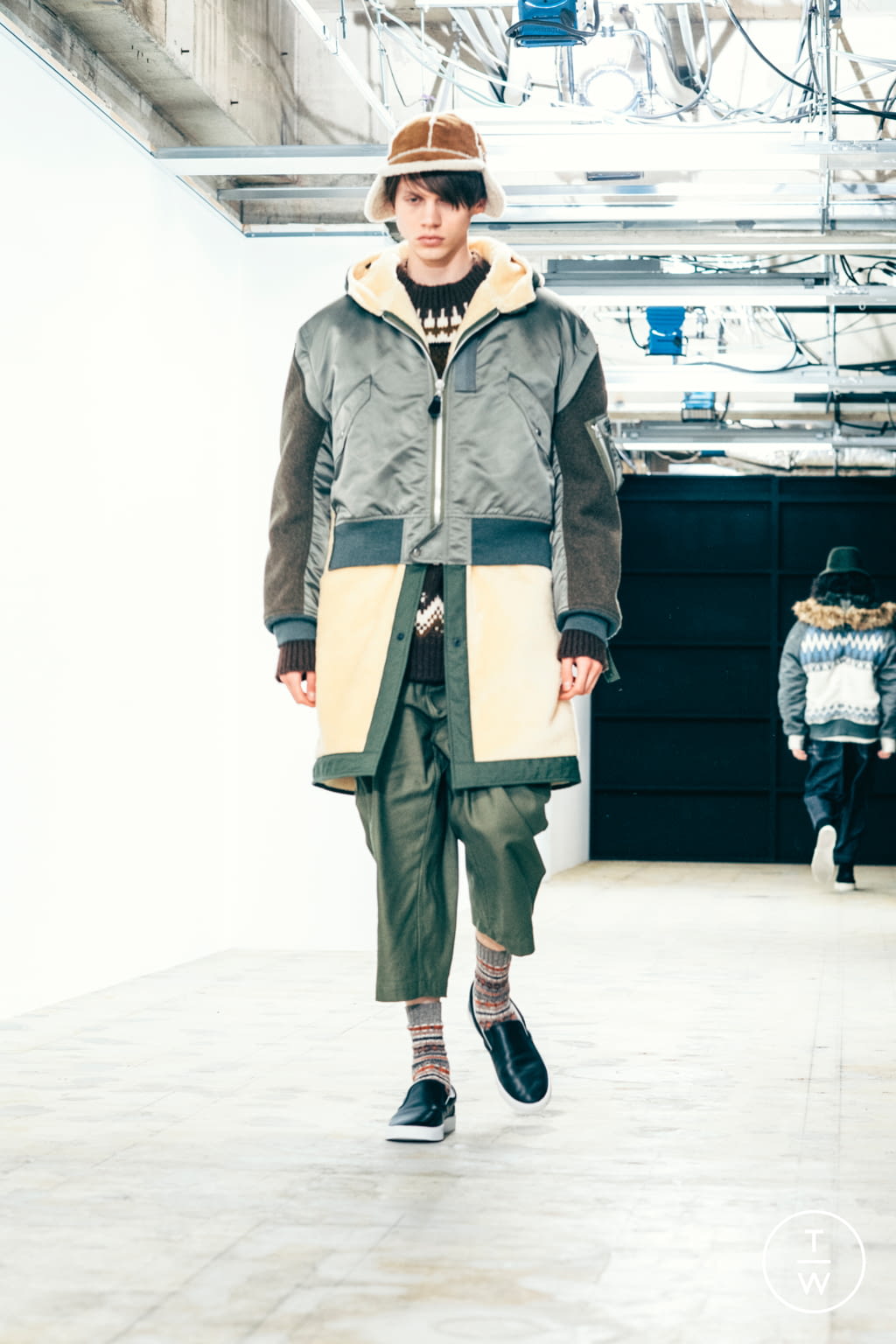 Fashion Week Paris Fall/Winter 2021 look 38 from the Junya Watanabe Man collection menswear