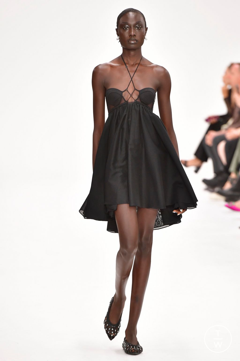 Fashion Week London Spring/Summer 2023 look 12 from the Nensi Dojaka collection womenswear