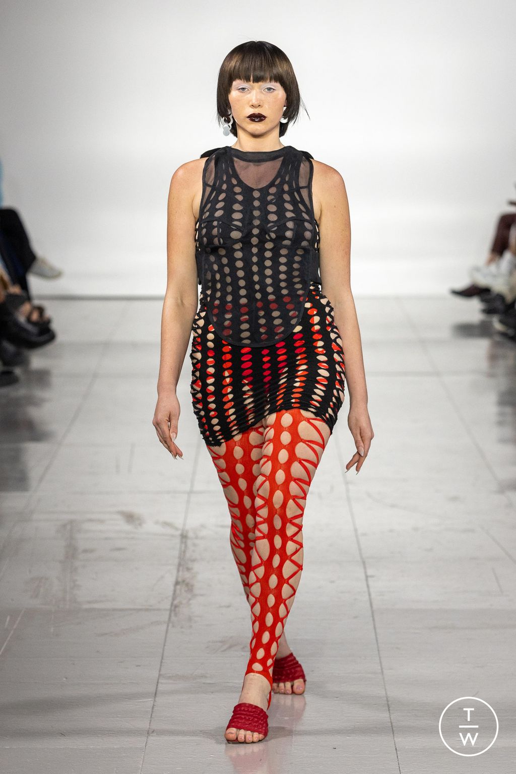 Fashion Week London Spring/Summer 2023 look 26 from the Sinéad O'Dwyer collection womenswear