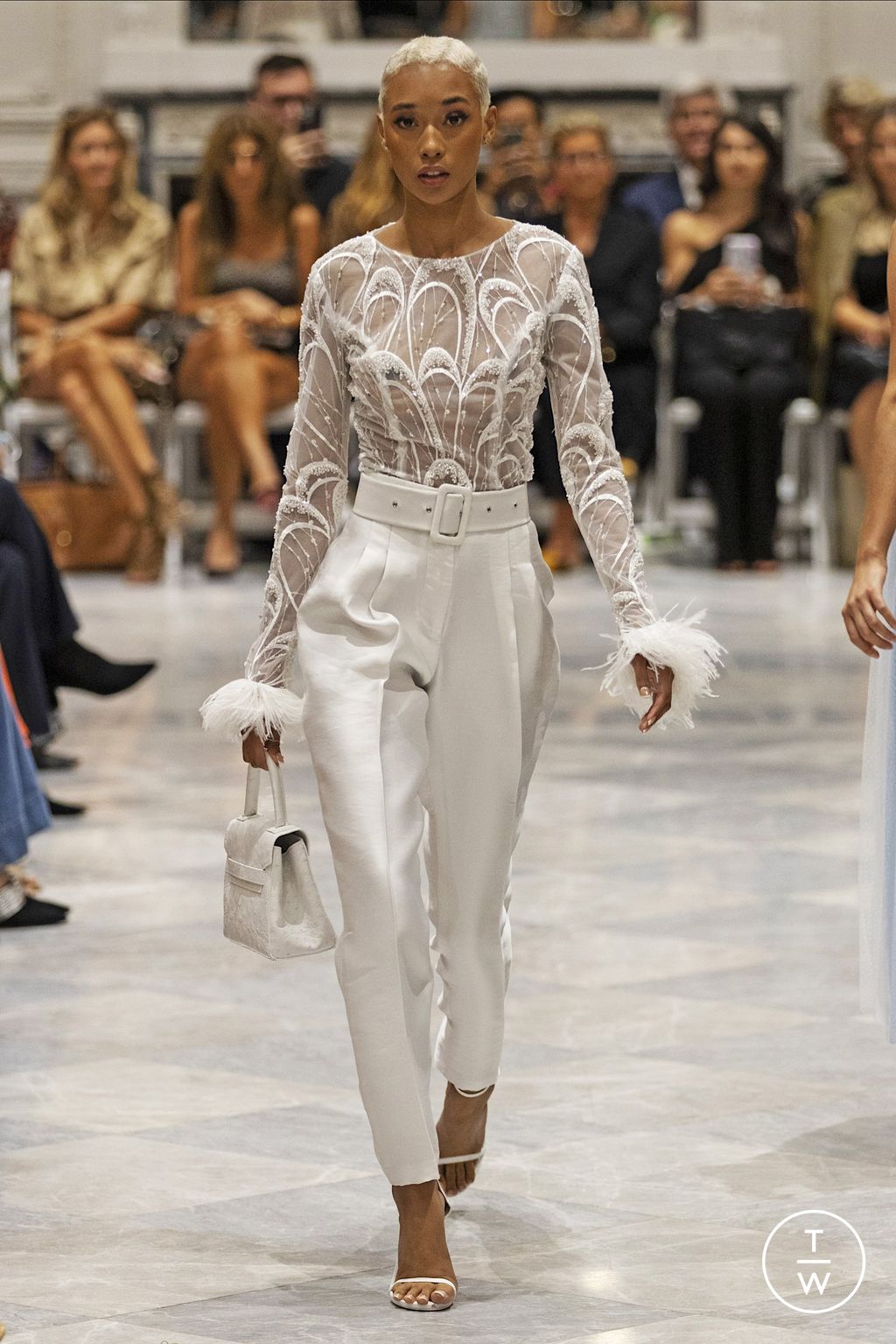 Fashion Week New York Spring/Summer 2023 look 3 from the Dennis Basso collection womenswear