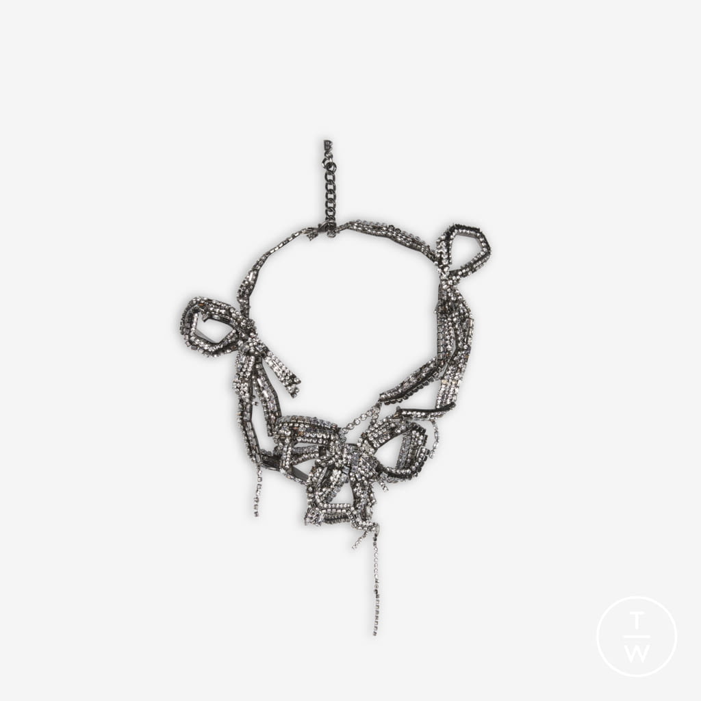 Fashion Week Paris Spring/Summer 2021 look 79 from the Balenciaga collection 女装配饰