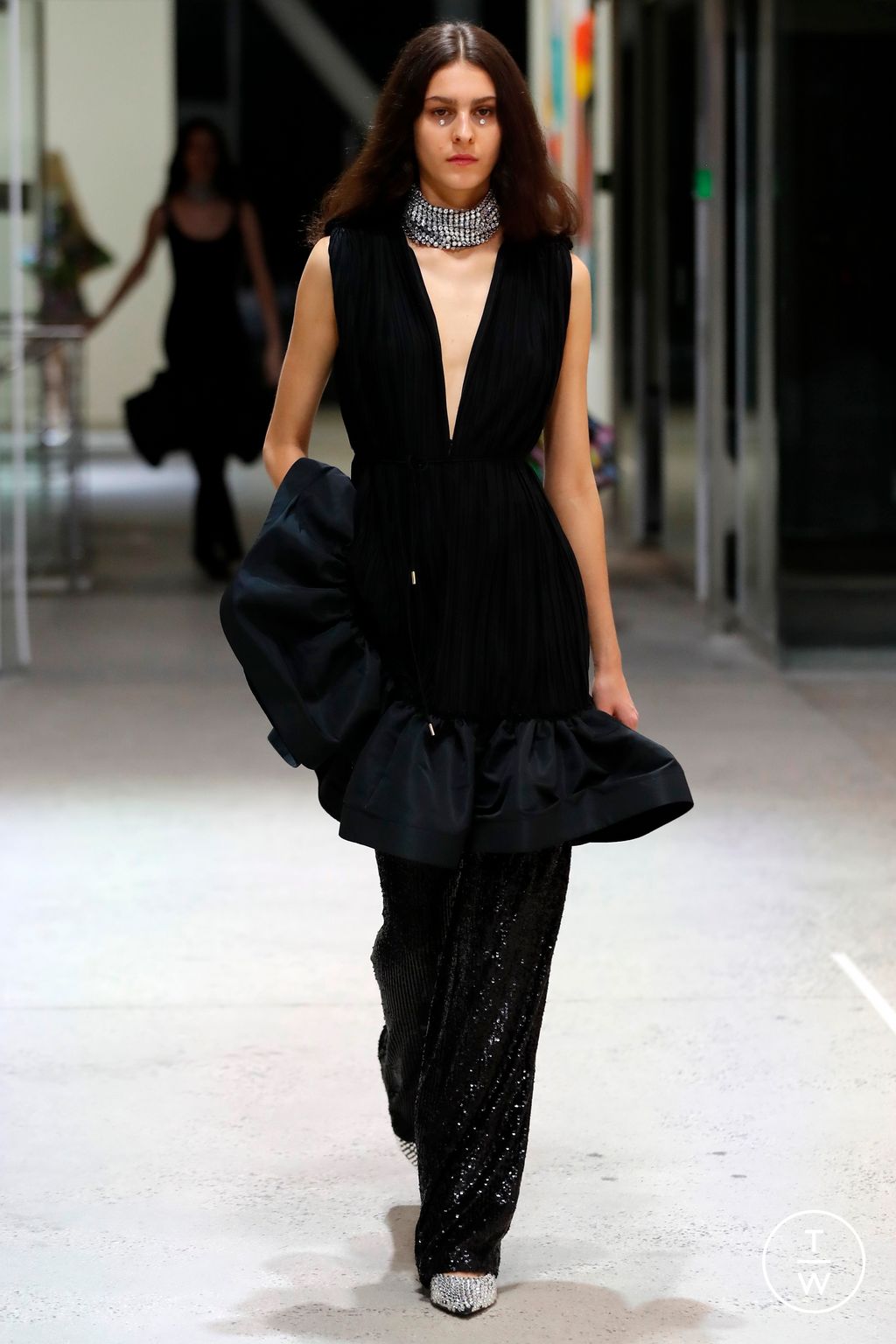 Fashion Week Paris Spring/Summer 2023 look 35 from the AZ Factory collection womenswear