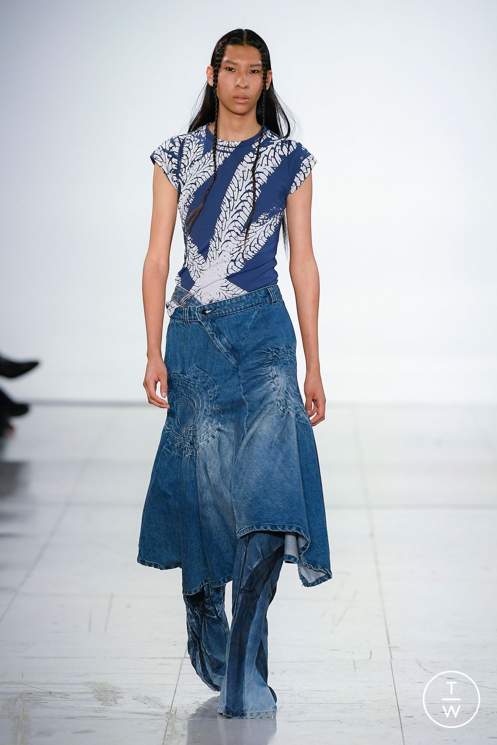Fashion Week London Spring/Summer 2023 look 15 from the Masha Popova collection womenswear