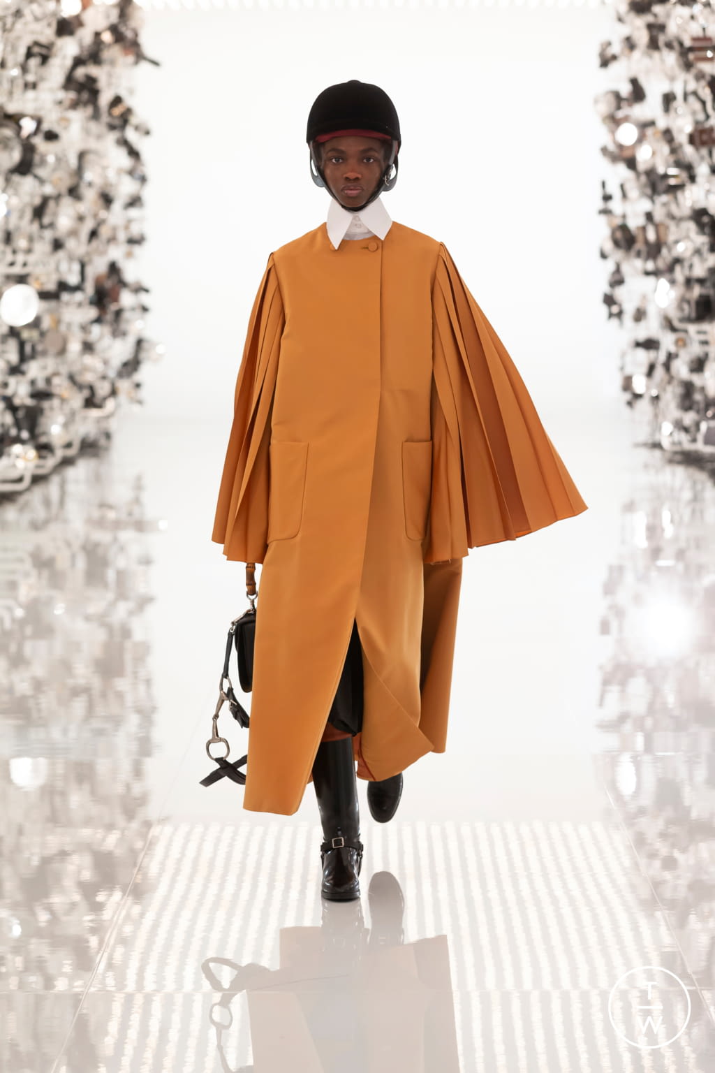 Fashion Week Milan Fall/Winter 2021 look 66 de la collection Gucci womenswear