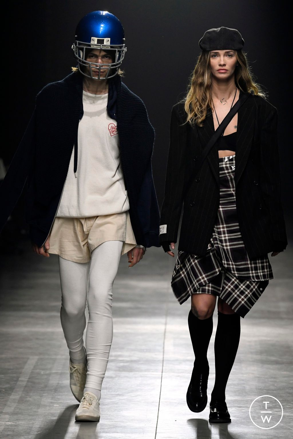 Fashion Week Milan Fall/Winter 2023 look 26 de la collection Family First menswear