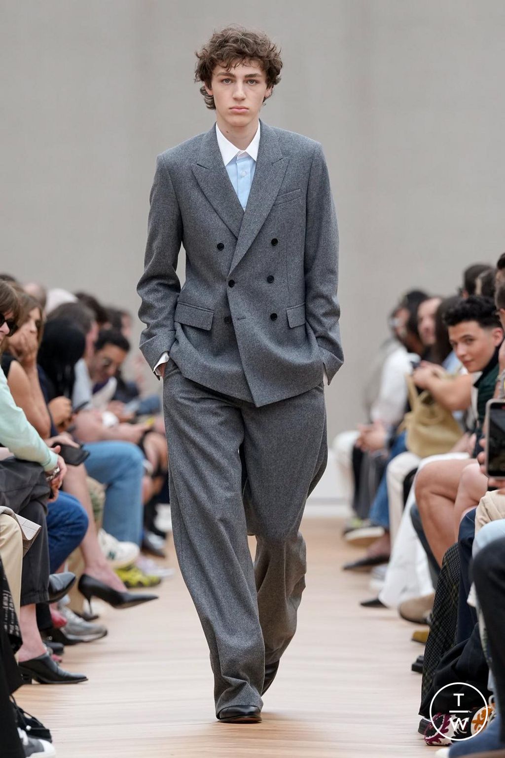 Fashion Week Paris Spring/Summer 2026 look 67 from the Dior Homme collection menswear