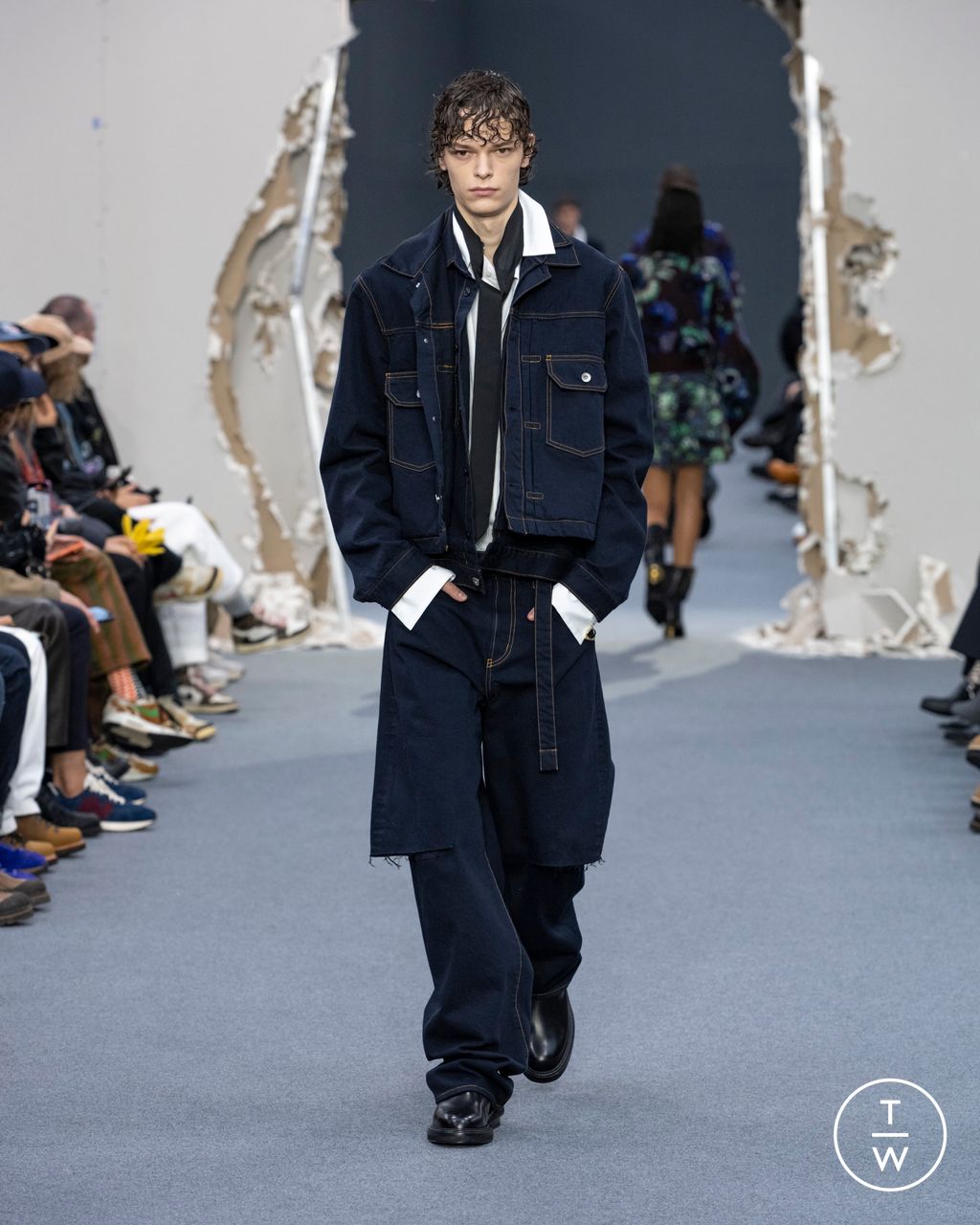 Fashion Week Paris Fall/Winter 2026 look 67 from the Sacai collection menswear