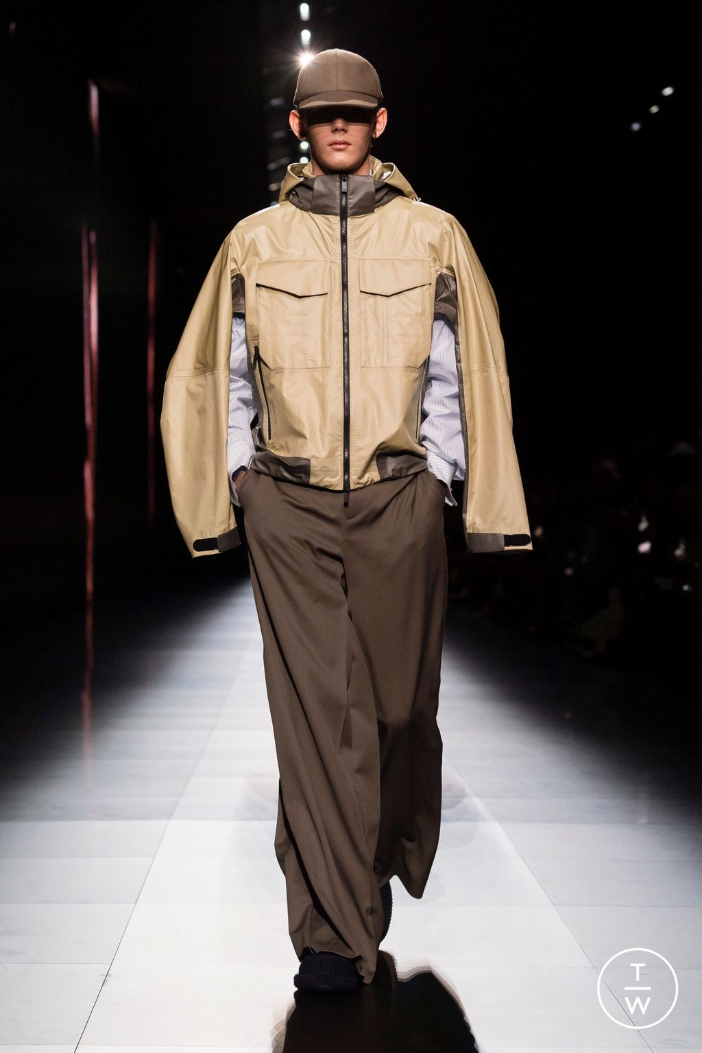 Fashion Week Paris Fall/Winter 2023 look 23 de la collection Dior Men menswear