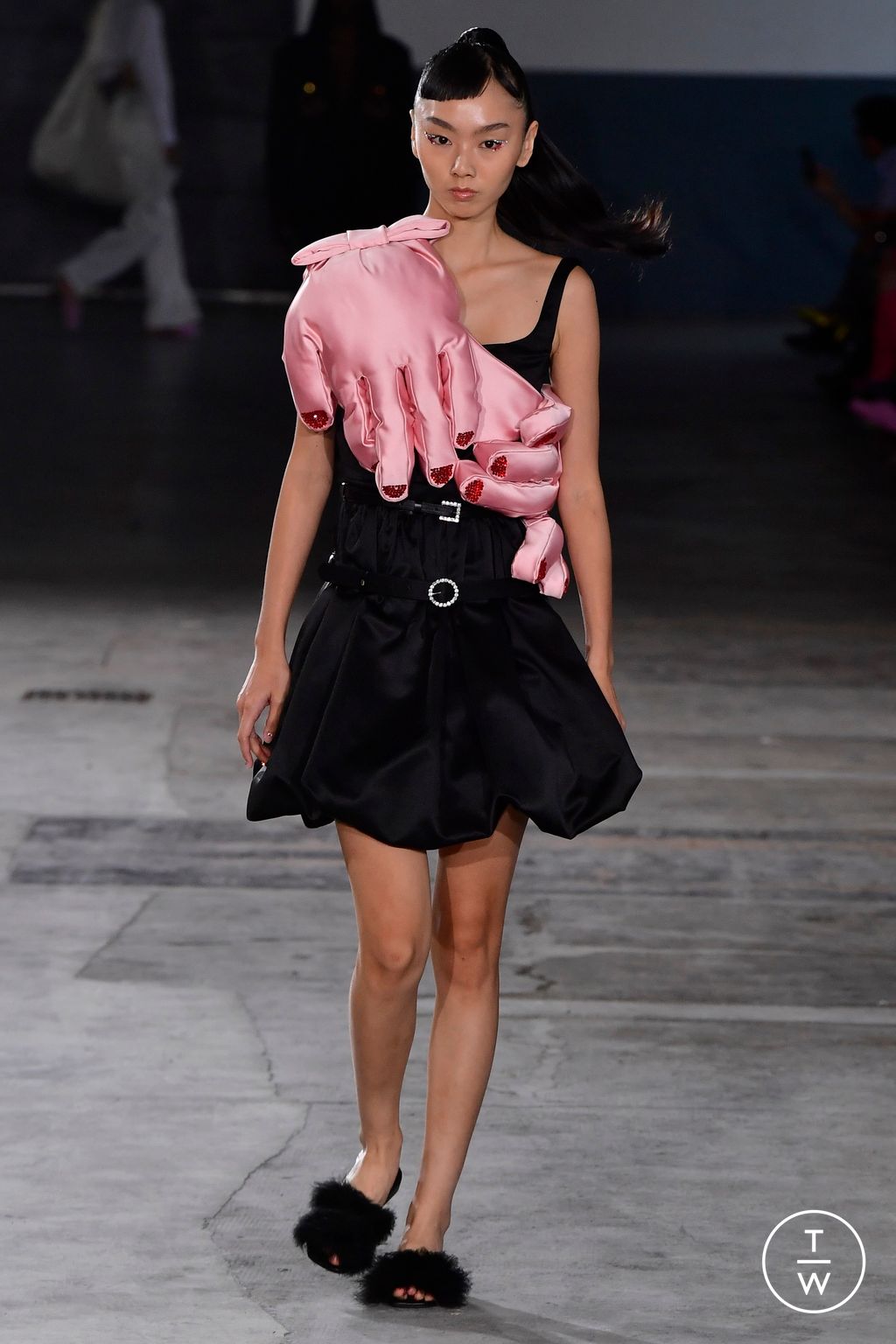 Fashion Week Milan Spring/Summer 2023 look 31 from the Vivetta collection 女装