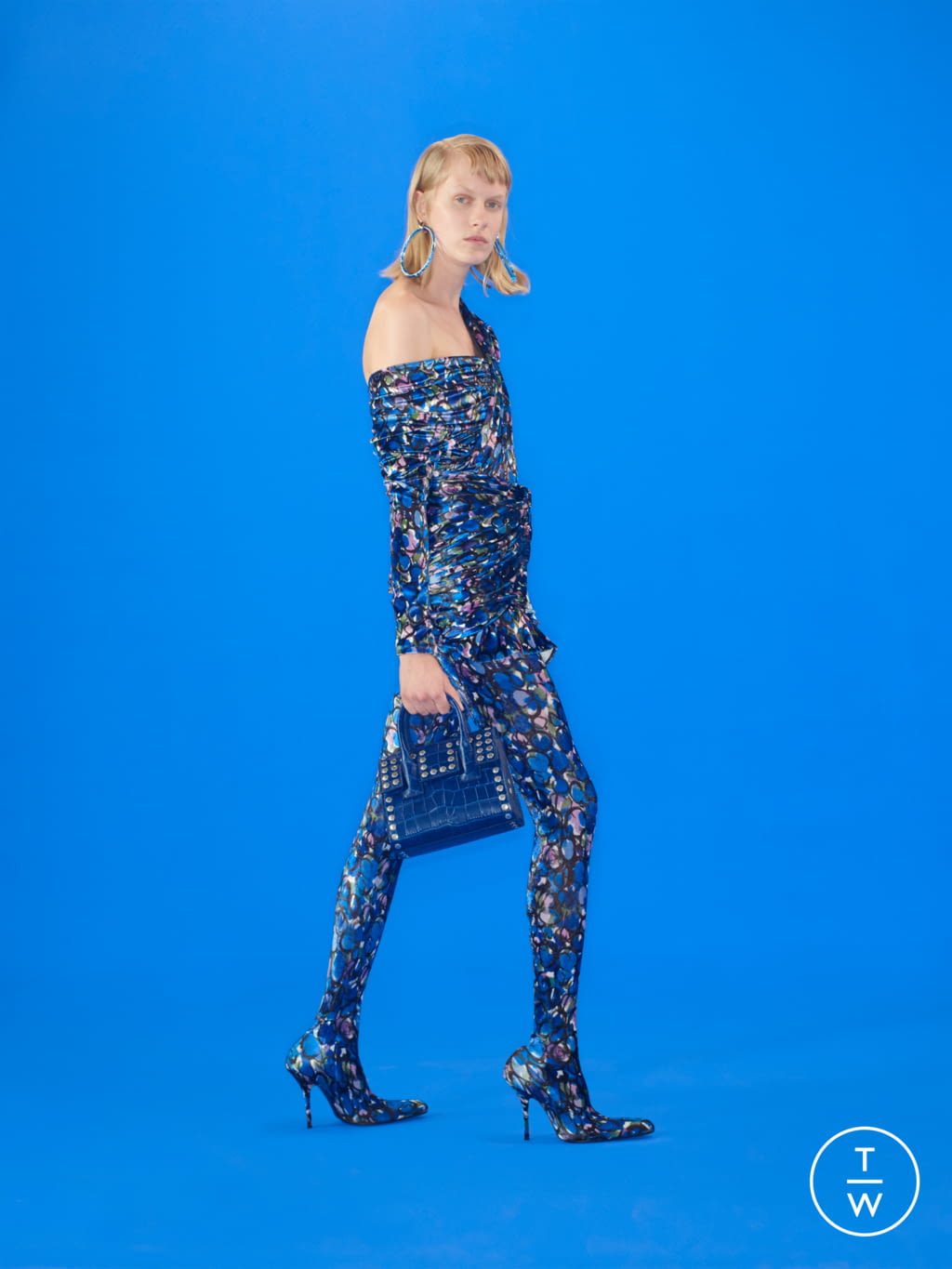Fashion Week Paris Resort 2019 look 68 de la collection Balenciaga womenswear