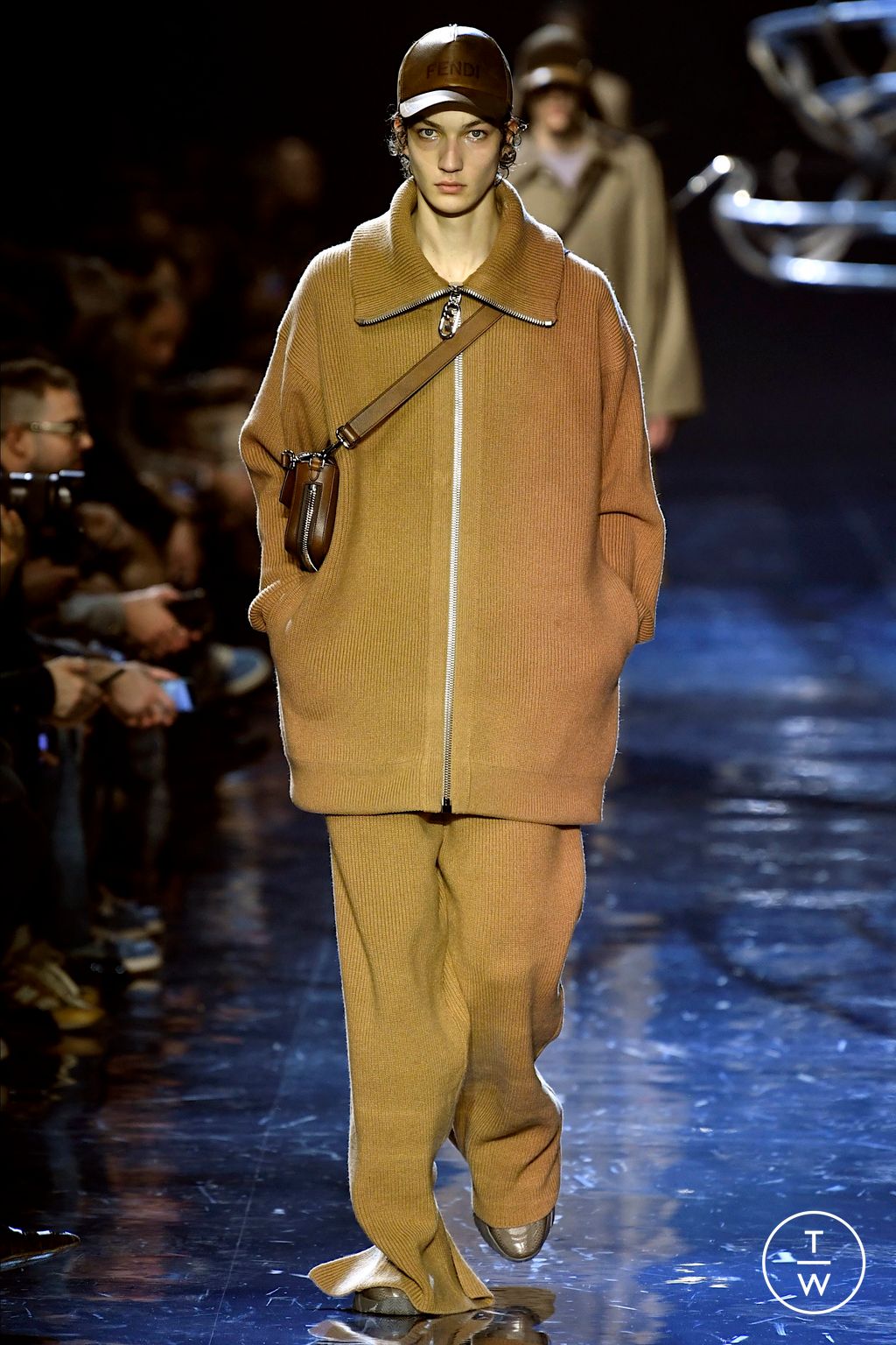 Fashion Week Milan Fall/Winter 2023 look 31 from the Fendi collection 男装
