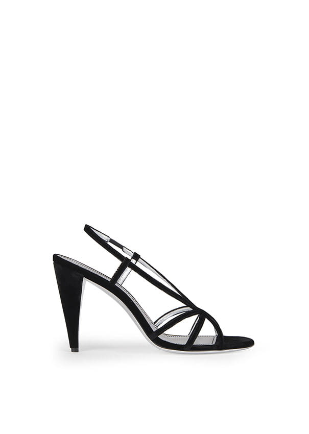 Fashion Week Paris Spring/Summer 2019 look 27 from the Givenchy collection womenswear accessories