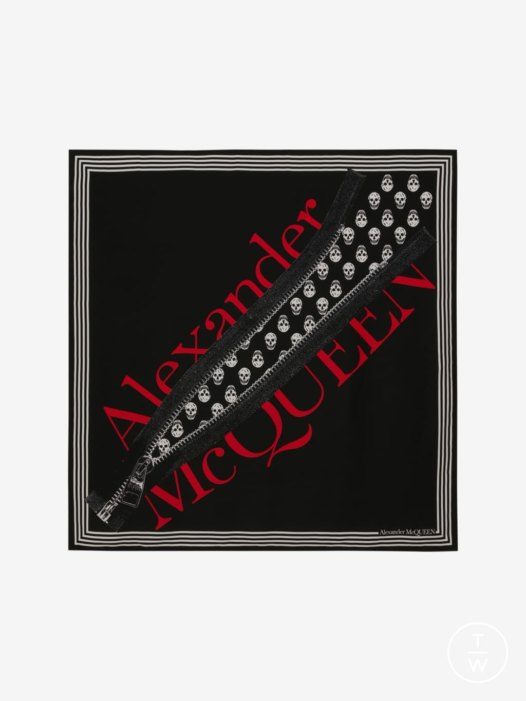 Fashion Week London Spring/Summer 2022 look 49 from the McQueen collection 男装配饰