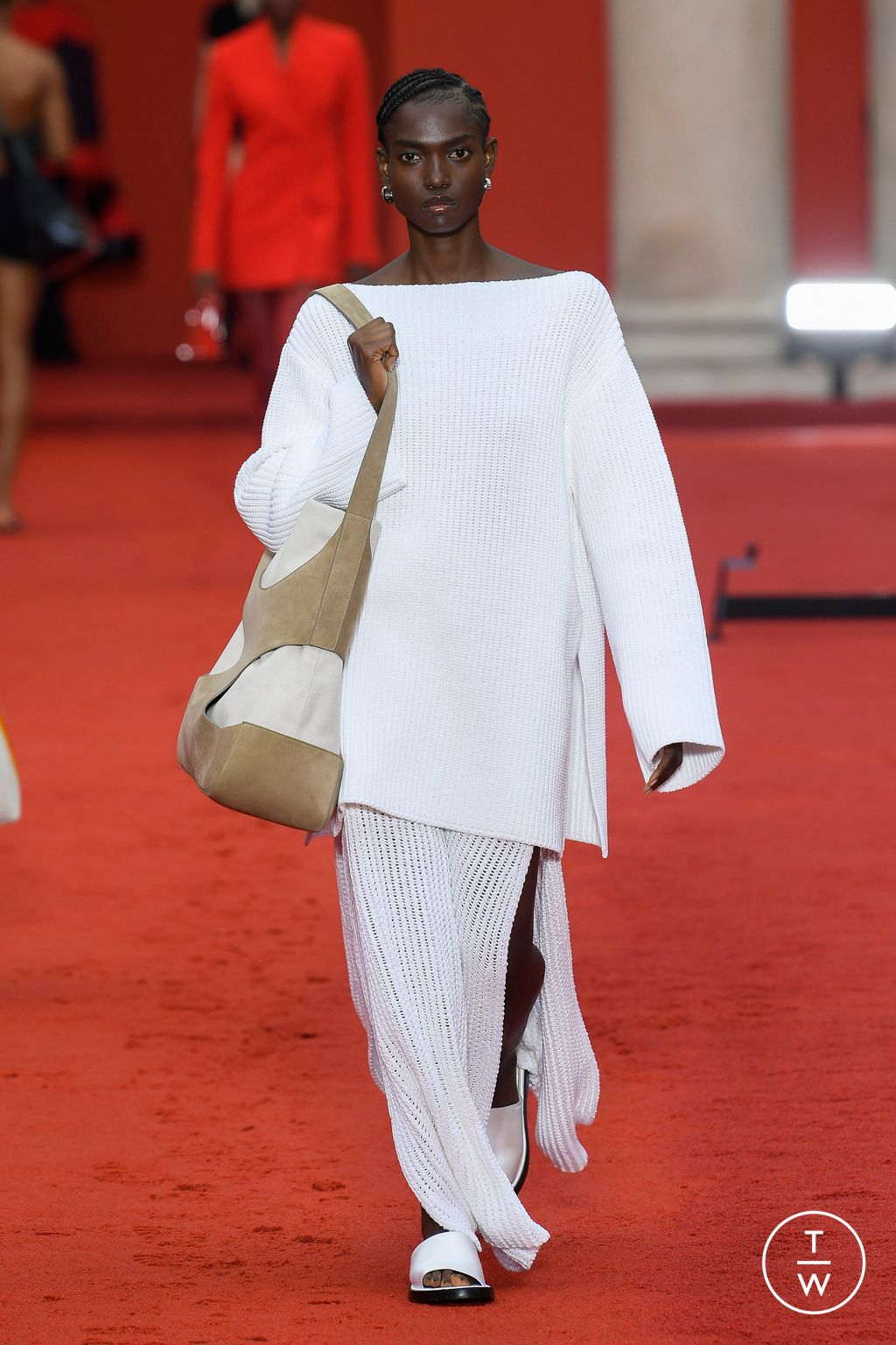 Fashion Week Milan Spring/Summer 2023 look 24 from the Ferragamo collection womenswear
