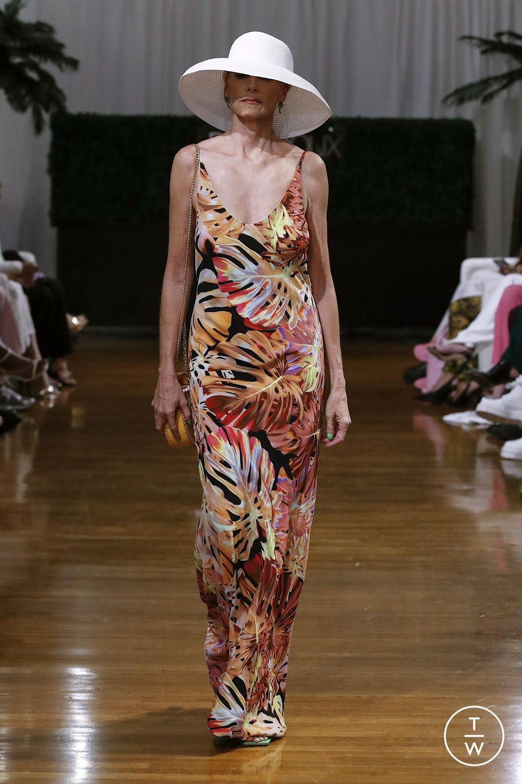 Fashion Week New York Spring/Summer 2023 look 25 de la collection Dur Doux womenswear