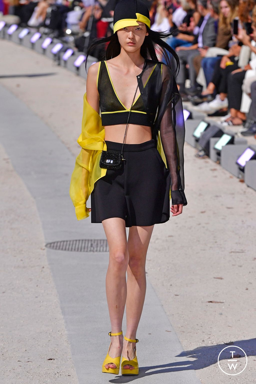 Fashion Week Milan Spring/Summer 2023 look 6 de la collection Anteprima womenswear