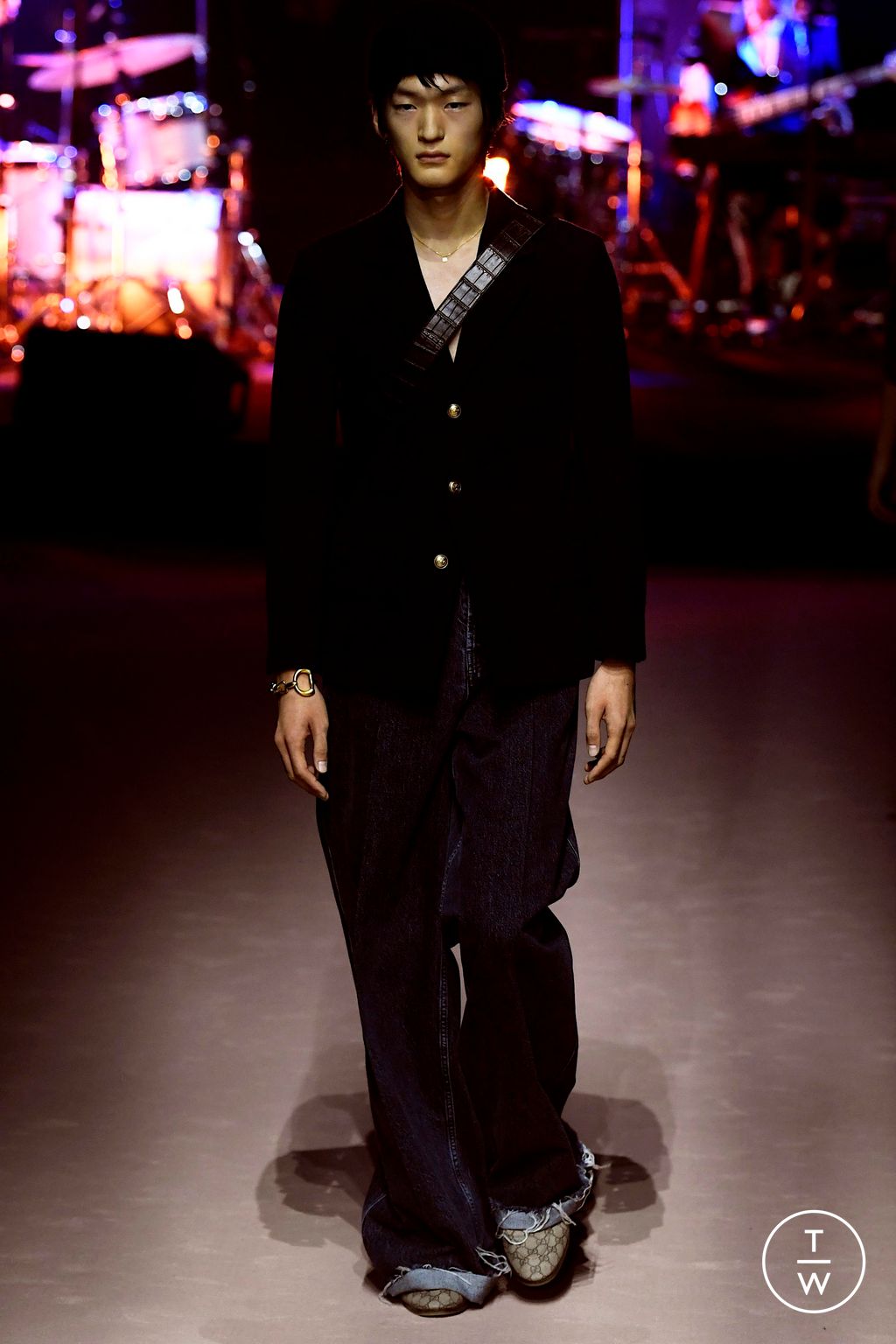 Fashion Week Milan Fall/Winter 2023 look 9 de la collection Gucci menswear