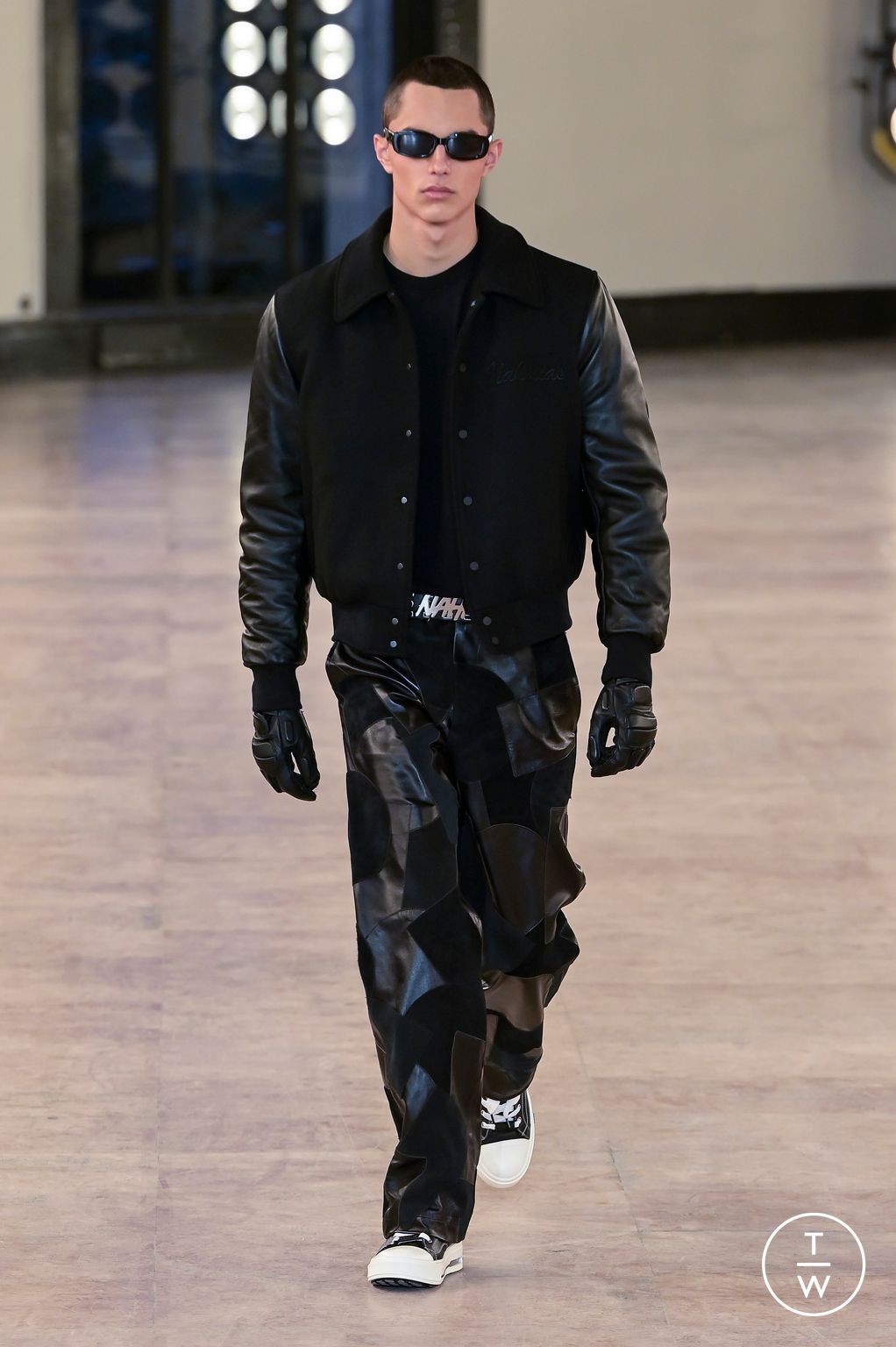 Fashion Week Paris Fall/Winter 2023 look 23 from the Nahmias collection menswear