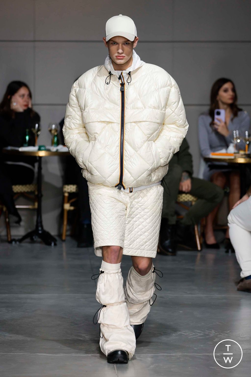 Fashion Week Milan Fall/Winter 2023 look 9 de la collection K-WAY R&D menswear